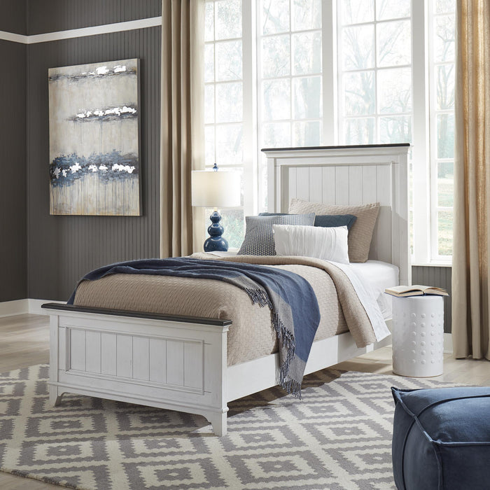 Allyson Park Full Panel Bed