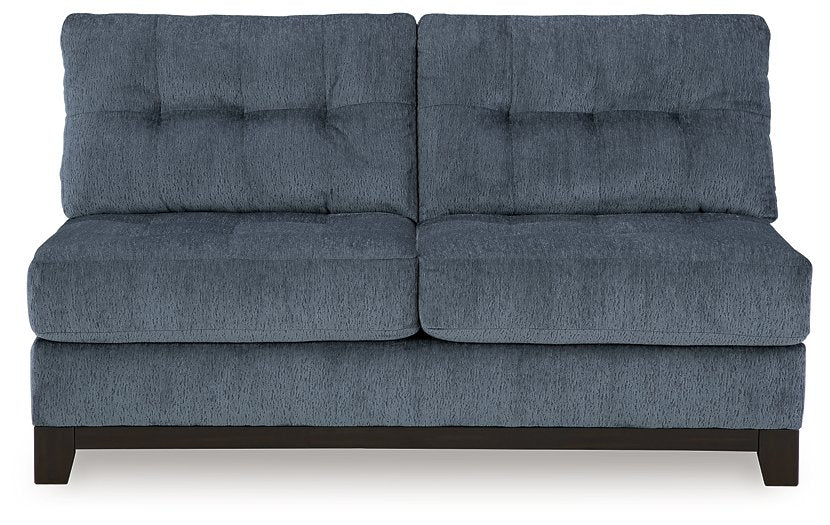 Maxon Place Sectional with Chaise - Williston Home Furniture (Williston, FL)