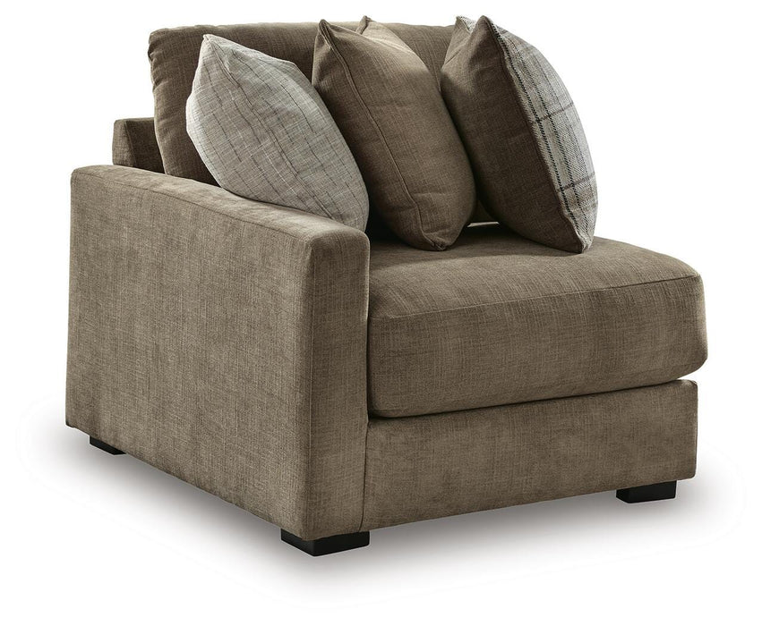 Camellia-Court Sectional