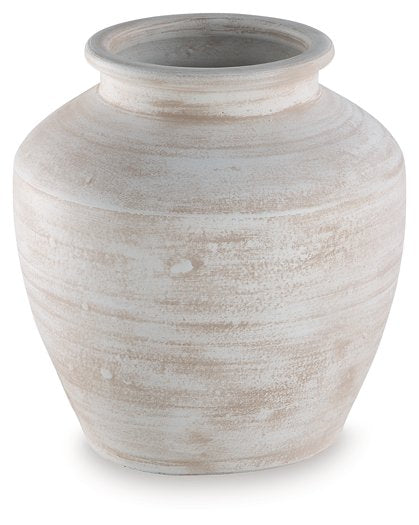Meadie Vase - Williston Home Furniture (Williston, FL)