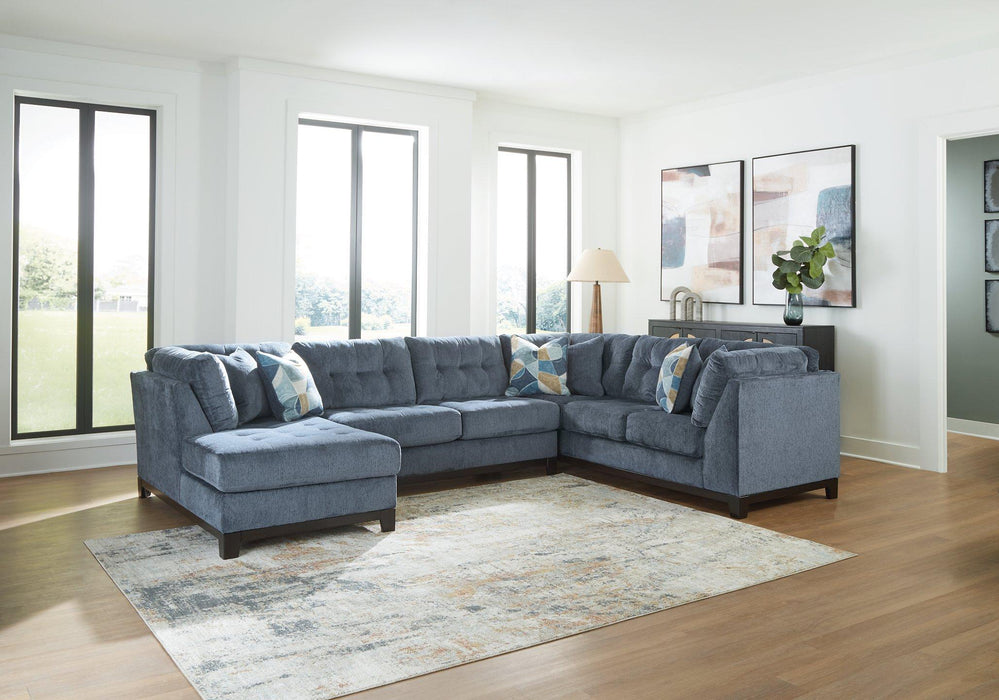 Maxon Place Sectional with Chaise - Williston Home Furniture (Williston, FL)
