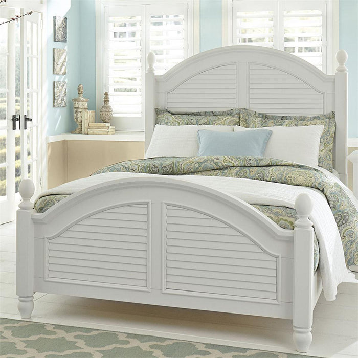 Liberty Furniture Summer House Queen Poster Bed in Oyster White